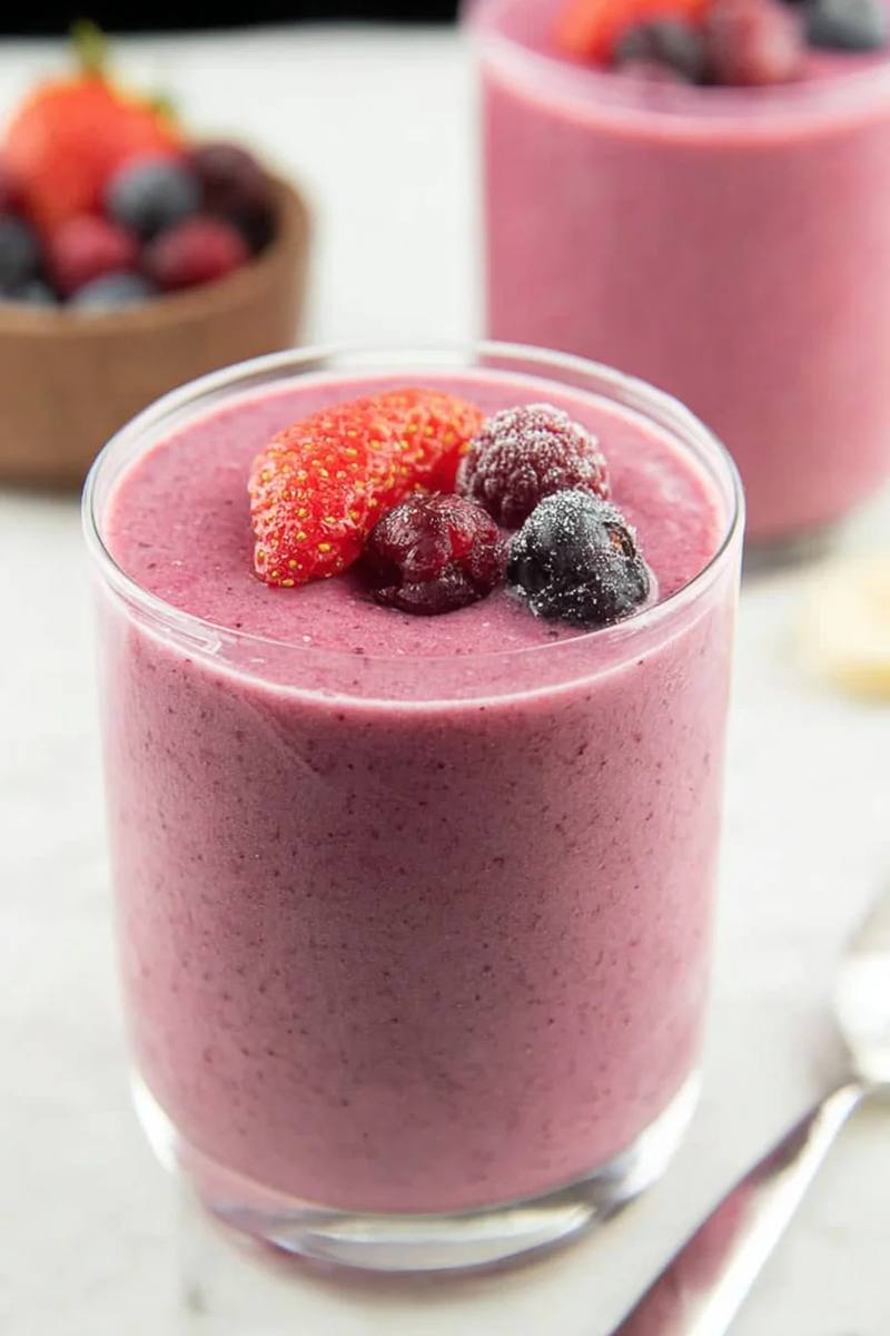 Fresh fruit smoothies at Juicebox